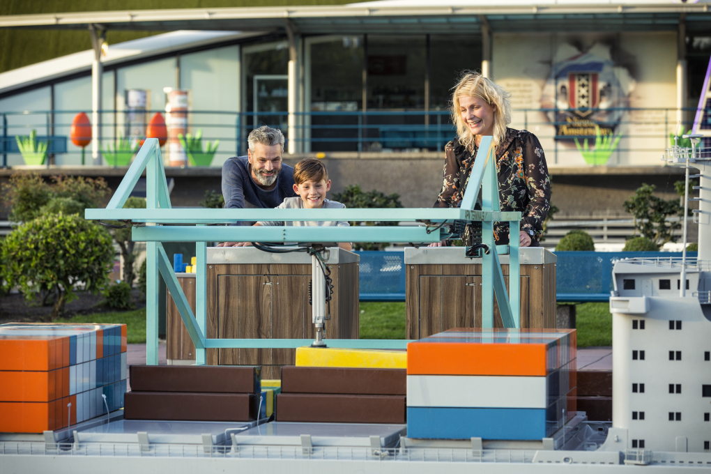 Rotterdamse haven in Madurodam